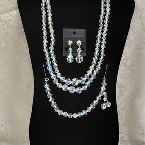Elegant Vintage Crystal Jewelry Set